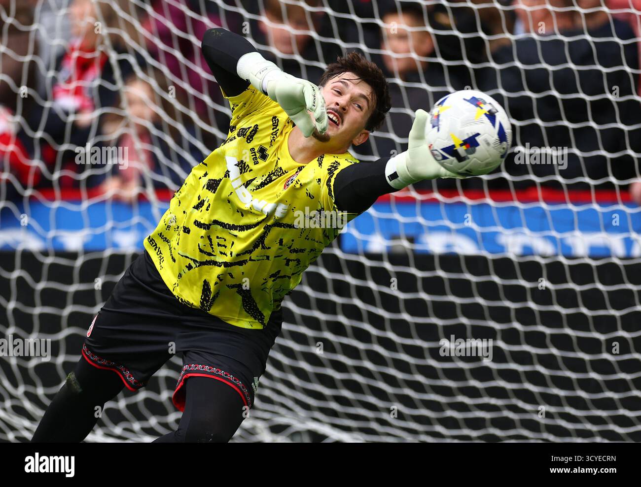 Sheffield, Großbritannien. Oktober 2025. Liam Hall of Sheffield United während des Spiels der Sheffield United gegen Watford Sky Bet Championship in der Bramall Lane, Sheffield. Der Bildnachweis sollte lauten: Simon Bellis/Sportimage Credit: Sportimage Ltd/Alamy Live News Stockfoto