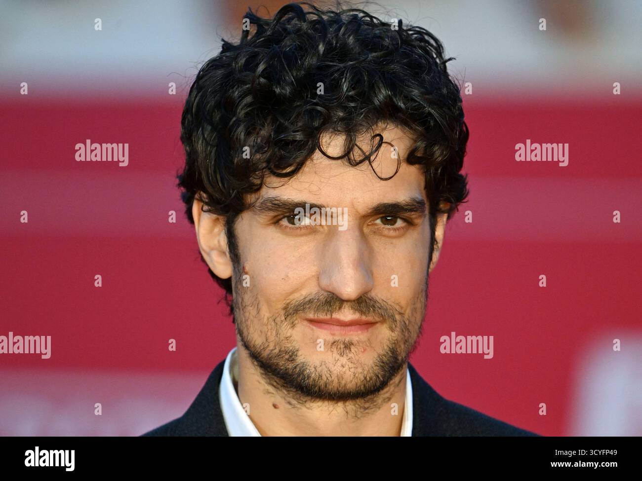 Rom, Italien. Oktober 2025. Louis Garrel besucht den Film „Couture“ auf dem 20. Rom Film Festival am 18. Oktober 2025 in Rom. Foto: Eric Vandeville/ABACAPRESS.COM Credit: Abaca Press/Alamy Live News Stockfoto
