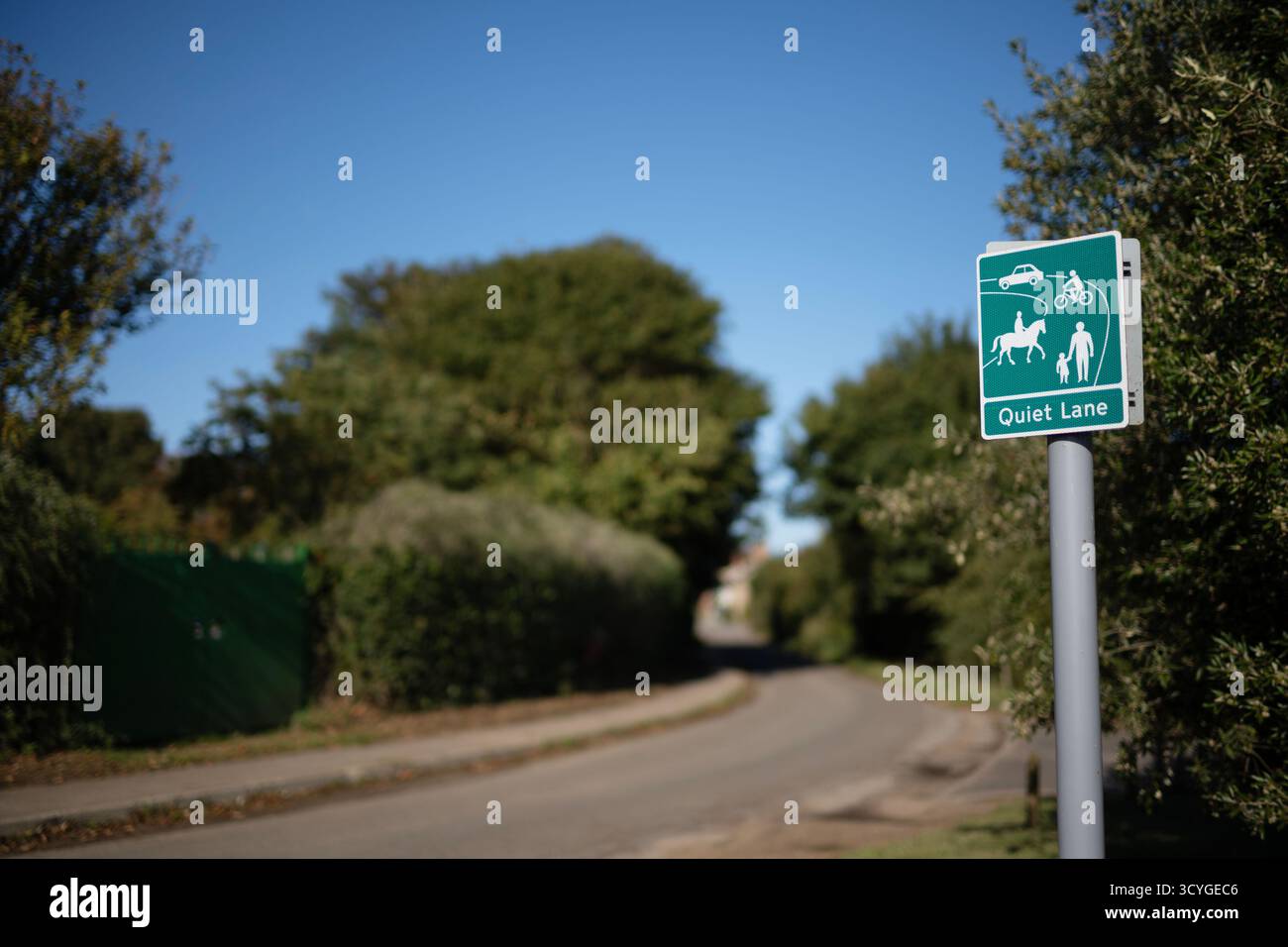Ruhige Straße Bawdsey Suffolk UK Stockfoto