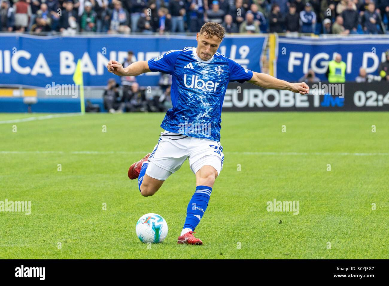 Como, Italien. Oktober 2025. Vojvoda mergim como während der Serie A Spiel Como 1907 gegen Juventus FC - Como 19. oktober 2025 Stockfoto