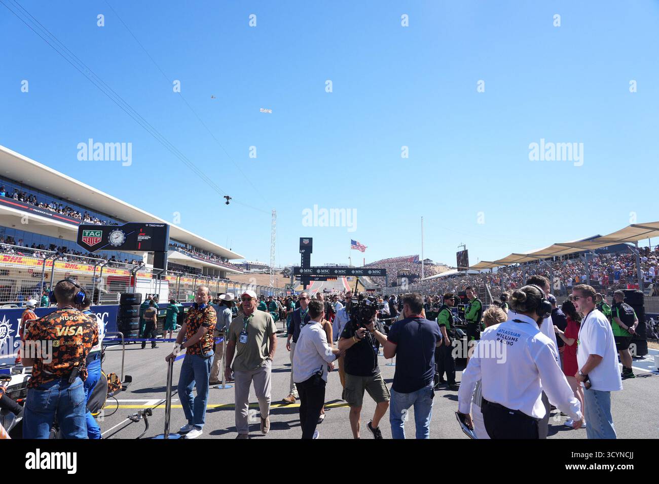 19. Oktober 2025, Circuit of the Americas, Austin, FORMEL 1 MSC CRUISES UNITED STATES GRAND PRIX 2025, im Bild die überfüllte Startaufstellung in Austin. Stockfoto