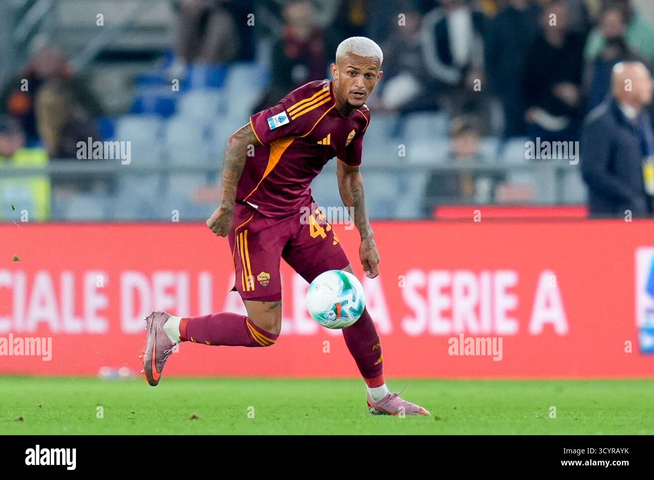 Wesley of AS Roma während des Spiels der Serie A Enilive zwischen AS Roma und FC Internazionale am 18. Oktober 2025 im Stadio Olimpico in Rom. Stockfoto Wesley of AS Roma während des Spiels der Serie A Enilive zwischen AS Roma und FC Internazionale am 18. Oktober 2025 im Stadio Olimpico in Rom. Stockfoto