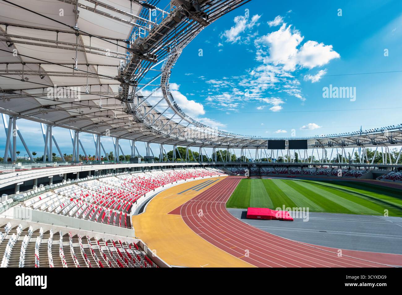 Das nationale Leichtathletikzentrum in Budapest, Ungarn. Es ist frei zugänglich und für die Öffentlichkeit zu nutzen. Stockfoto