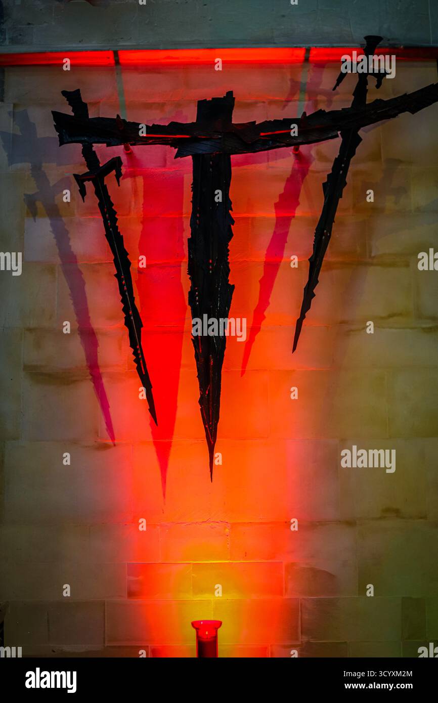 Der Becket-Altar Martyrium, Gedenkstätte für den Märtyrer Thomas a Becket im Nordwestquerschiff, wo er 1170 in der Kathedrale von Canterbury ermordet wurde Stockfoto