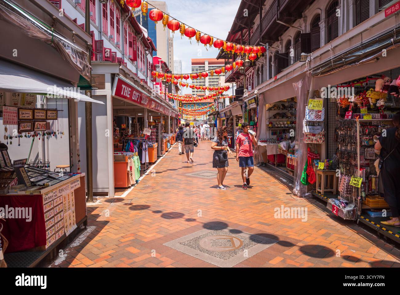 Singapur - 21. Oktober 2018: Chinatown Food Street ist eine der beliebtesten Touristenattraktionen Singapurs. Stockfoto