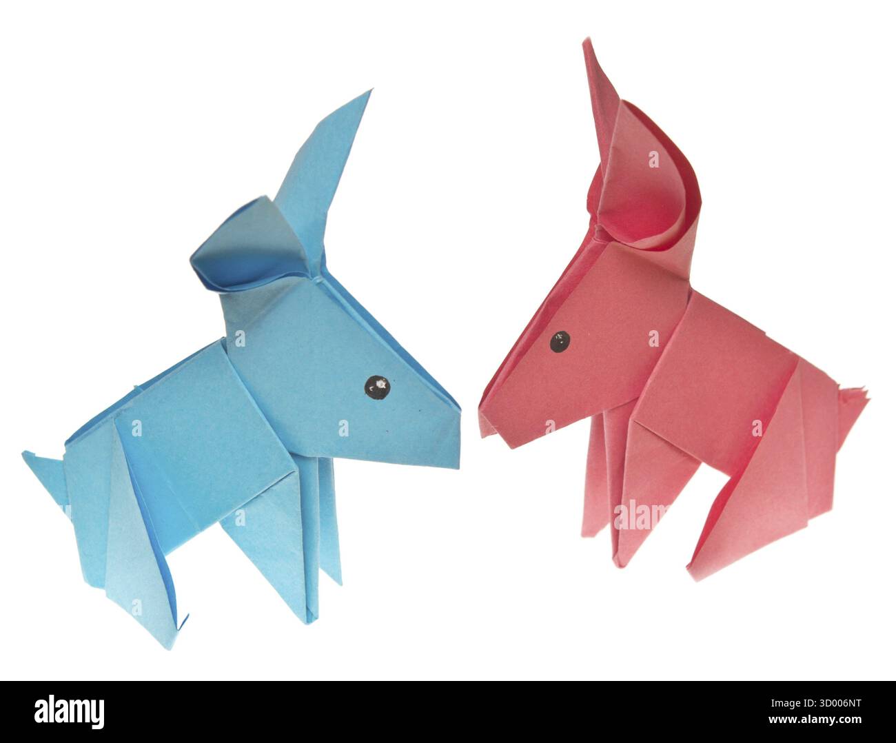 Origami-Kaninchen isoliert auf weißem Hintergrund Stockfoto
