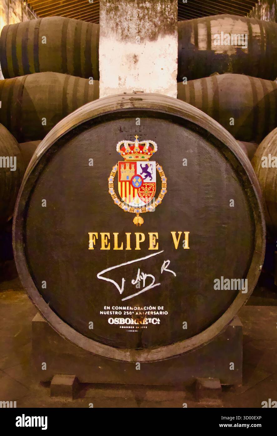 Sherry Fass signiert von der spanischen Königsfamilie König Felipe VI. Zum 250. Jahrestag Bodegas Osborne El Puerto de Santa María Cadiz Andalusien Spanien Stockfoto