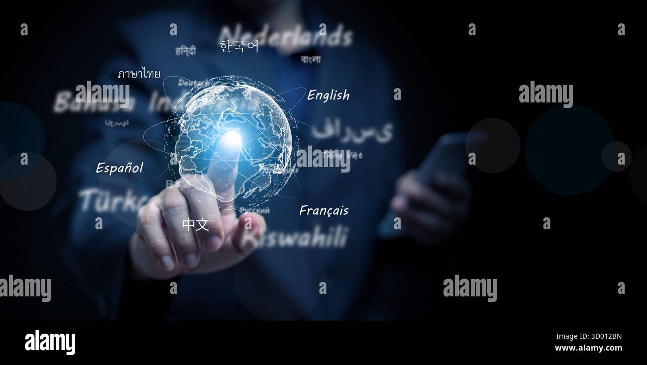 KI-Übersetzung und Globus mit Weltkarte und internationalen Sprachen, die digitale Übersetzungstechnologie, maschinelles Lernen und intelligente Kunst symbolisieren Stockfoto