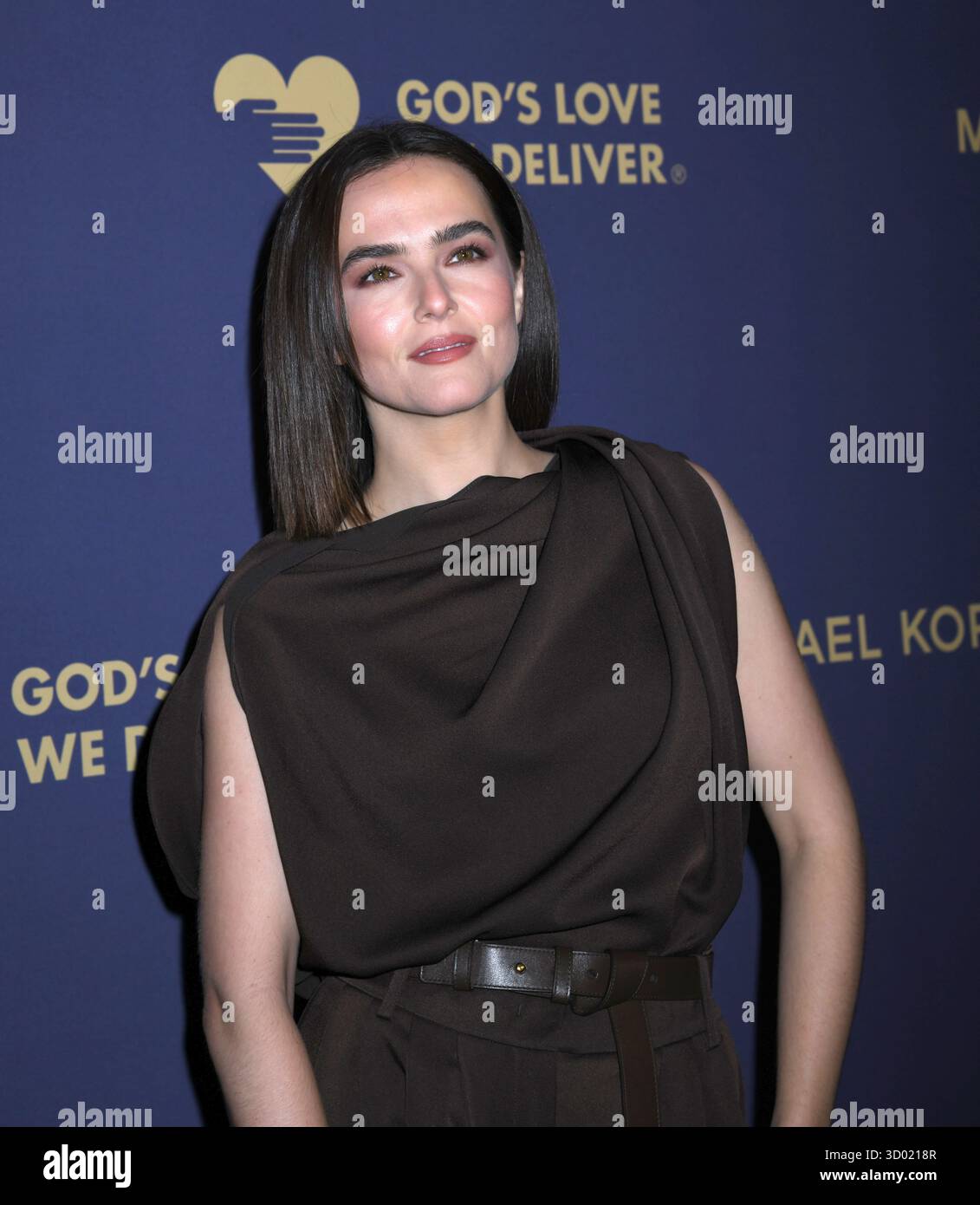 20. Oktober 2025, New York, NY, Vereinigte Staaten: Zoey Deutch nimmt an der Feier der Golden Heart Awards 2025 Teil. In der Cathedral Church of St. John the Divine in New York. Photo Image Press/Zuma Press 20. Oktober 2025. (Credit Image: © Photo Image Press via ZUMA Press Wire) NUR REDAKTIONELLE VERWENDUNG! Nicht für kommerzielle ZWECKE! Stockfoto