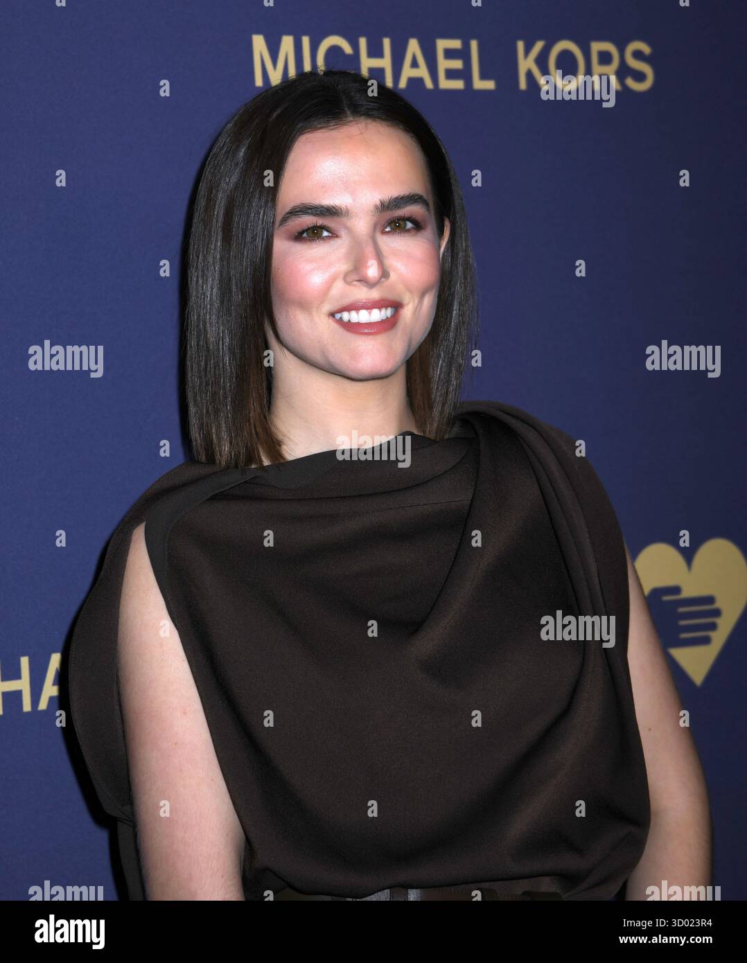 20. Oktober 2025, New York, NY, Vereinigte Staaten: Zoey Deutch nimmt an der Feier der Golden Heart Awards 2025 Teil. In der Cathedral Church of St. John the Divine in New York. Photo Image Press/Zuma Press 20. Oktober 2025. (Credit Image: © Photo Image Press via ZUMA Press Wire) NUR REDAKTIONELLE VERWENDUNG! Nicht für kommerzielle ZWECKE! Stockfoto