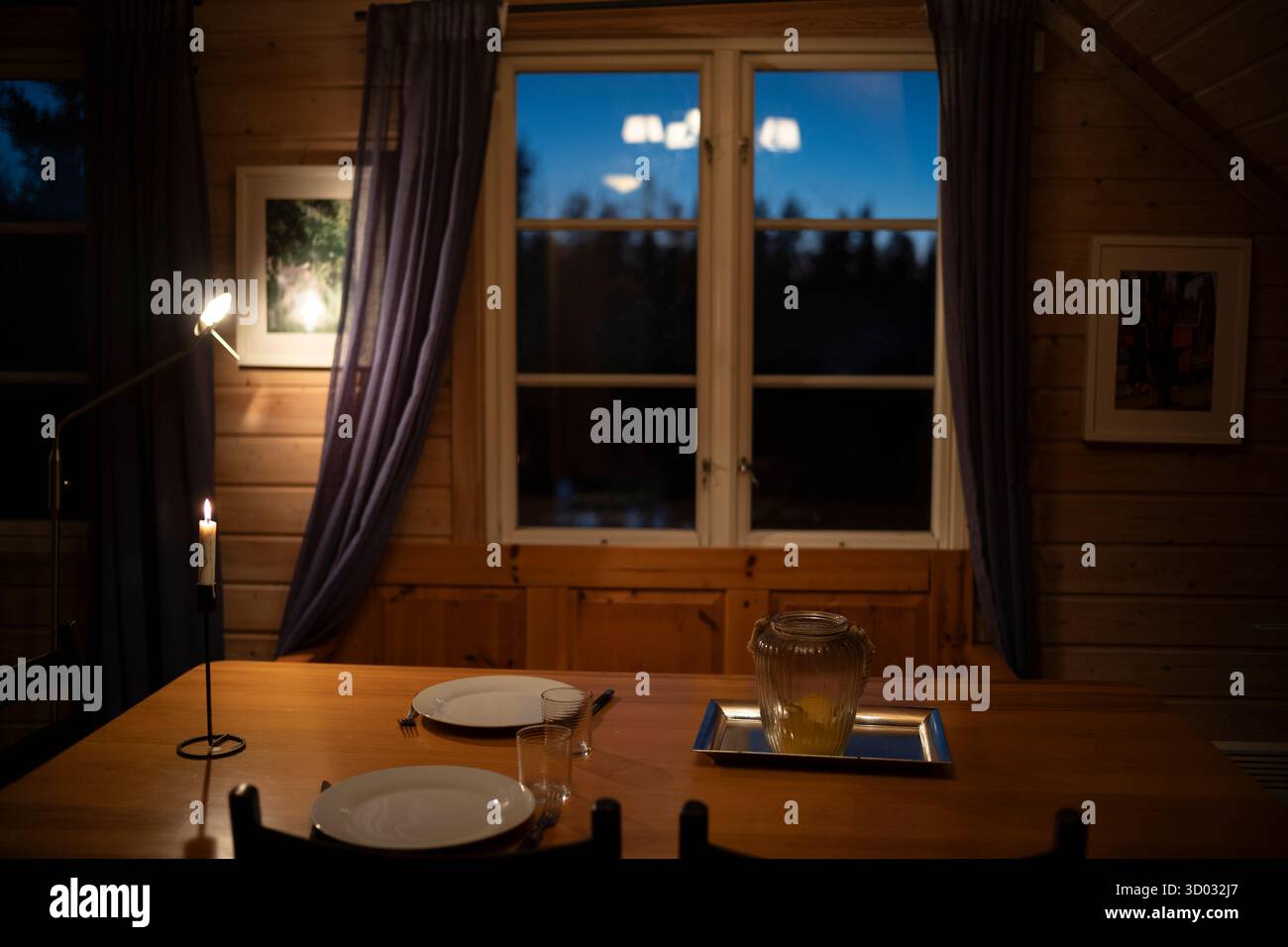 Norwegische Landschaft in den Bergen in der Nähe des Sees Flekkeren im Svanstul-Gebiet von Grönland, Norwegen, Skandinavien Stockfoto