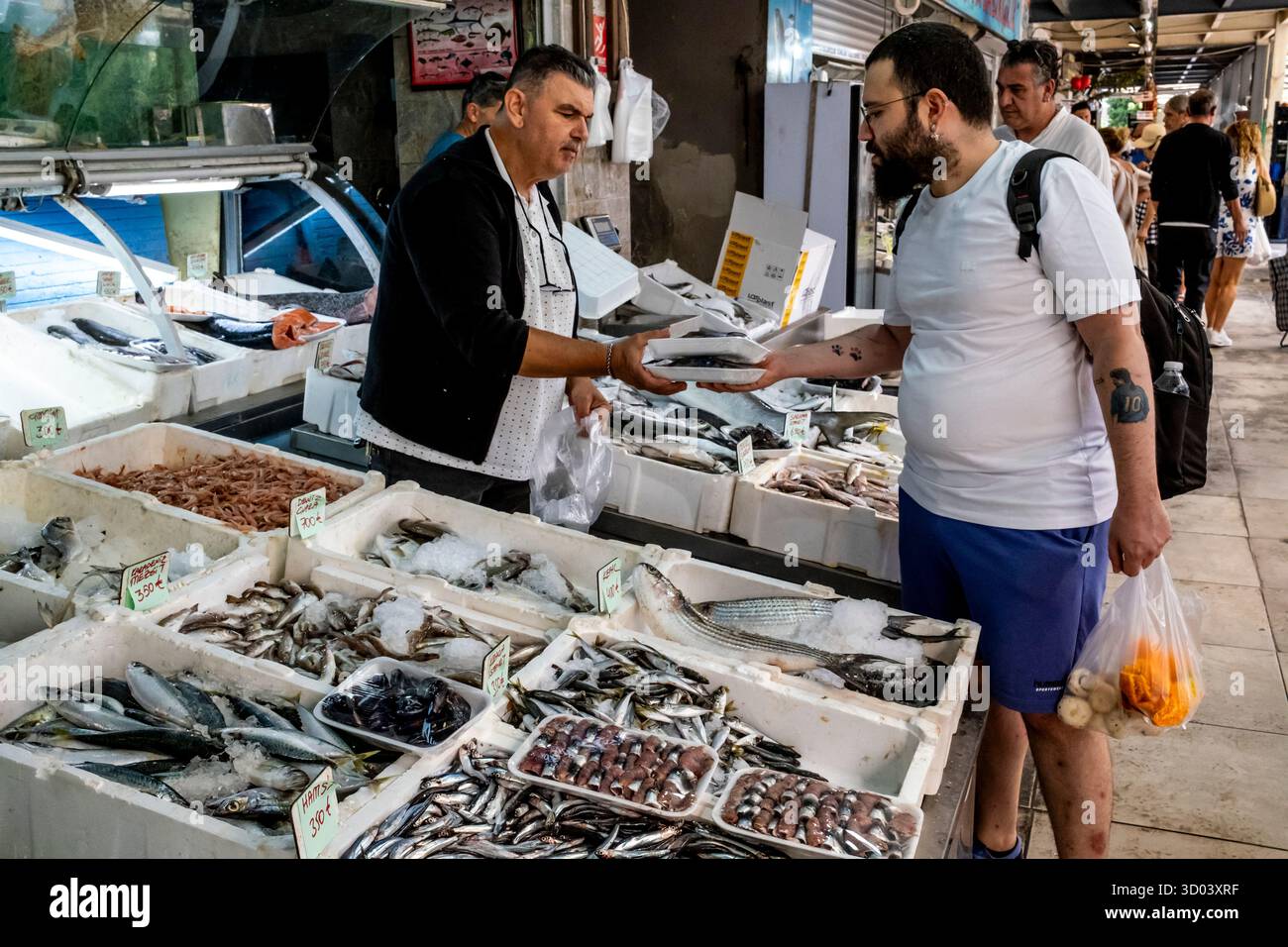 Der Fischmarkt in der Stadt Marmaris, Provinz Mugla, Türkei. Stockfoto