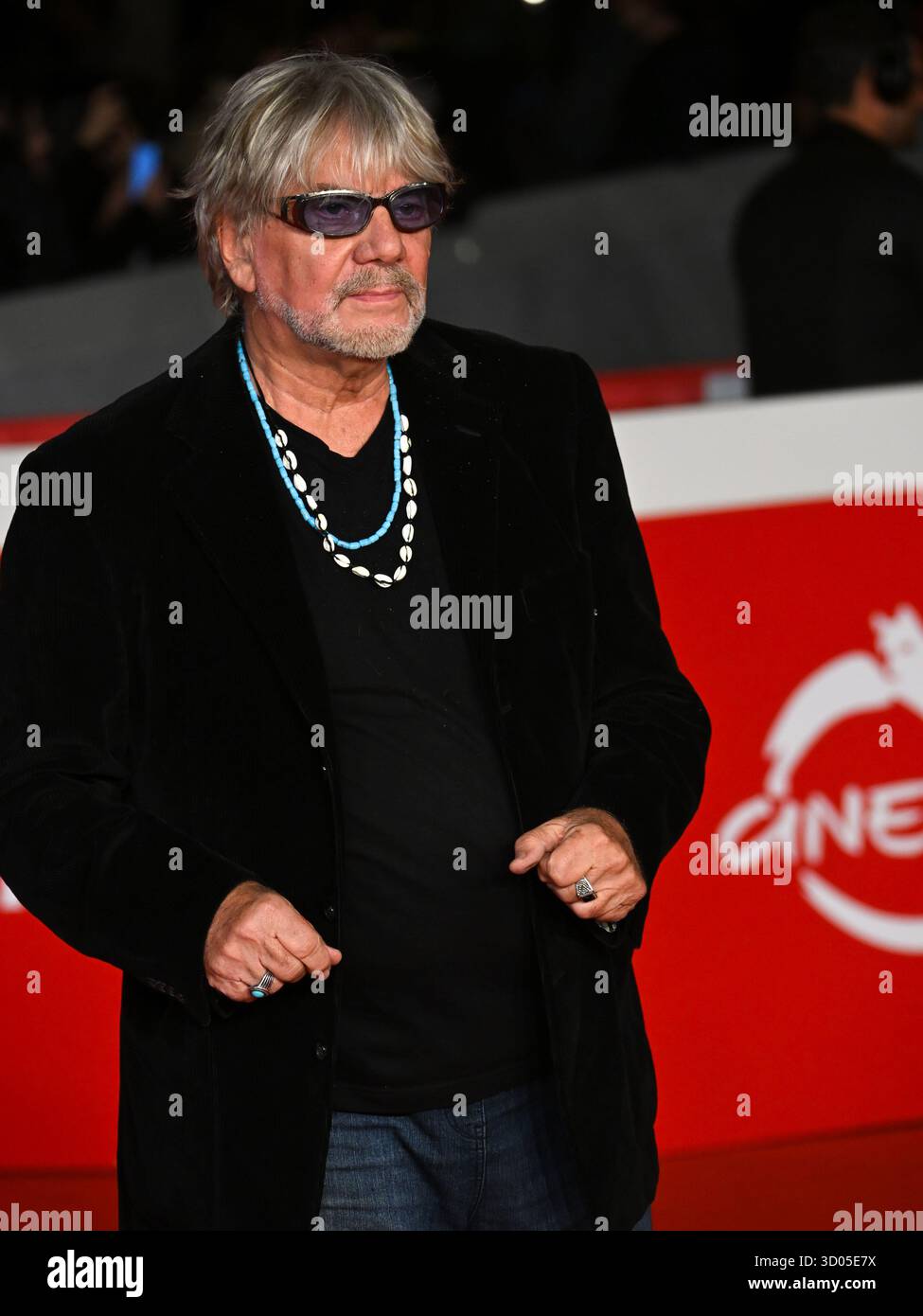 Rome Cinema fest 2025, Evening 7 - Film „Rino Gaetano Sempre più Blu“ auf rotem Teppich Im Bild: Tony Esposito Credit: Independent Photo Agency Srl/Alamy Live News Stockfoto