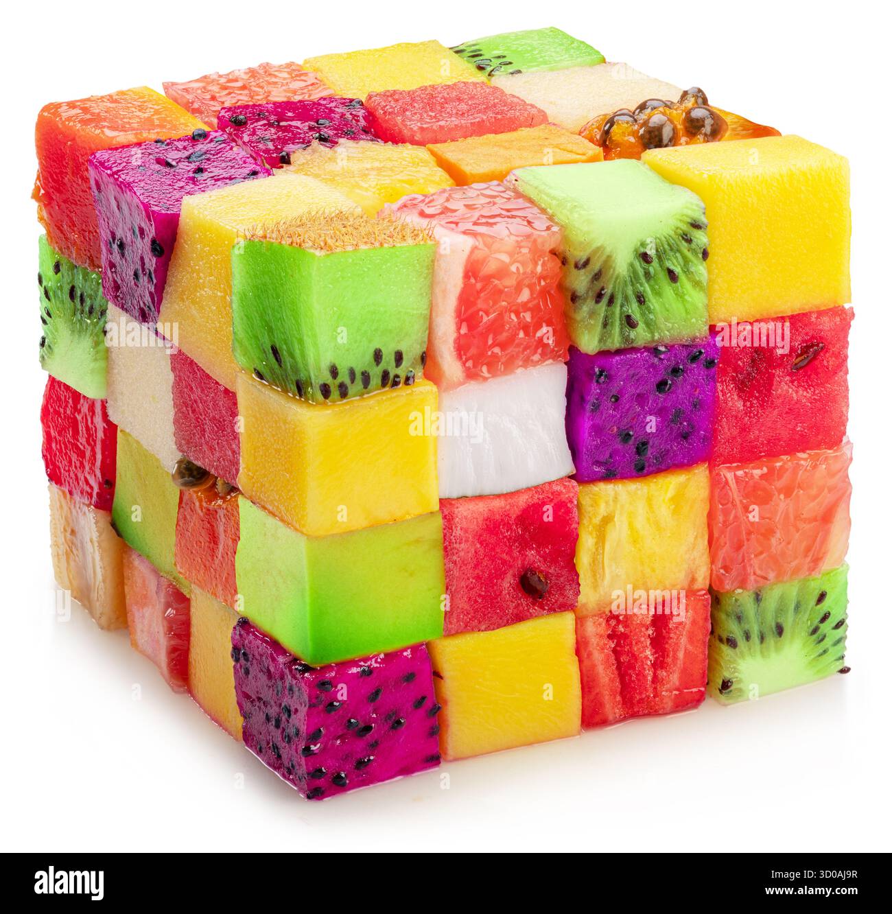 Puzzle Cube besteht aus einer Kombination verschiedener Fruchtwürfel, die auf weißem Hintergrund isoliert sind. Stockfoto