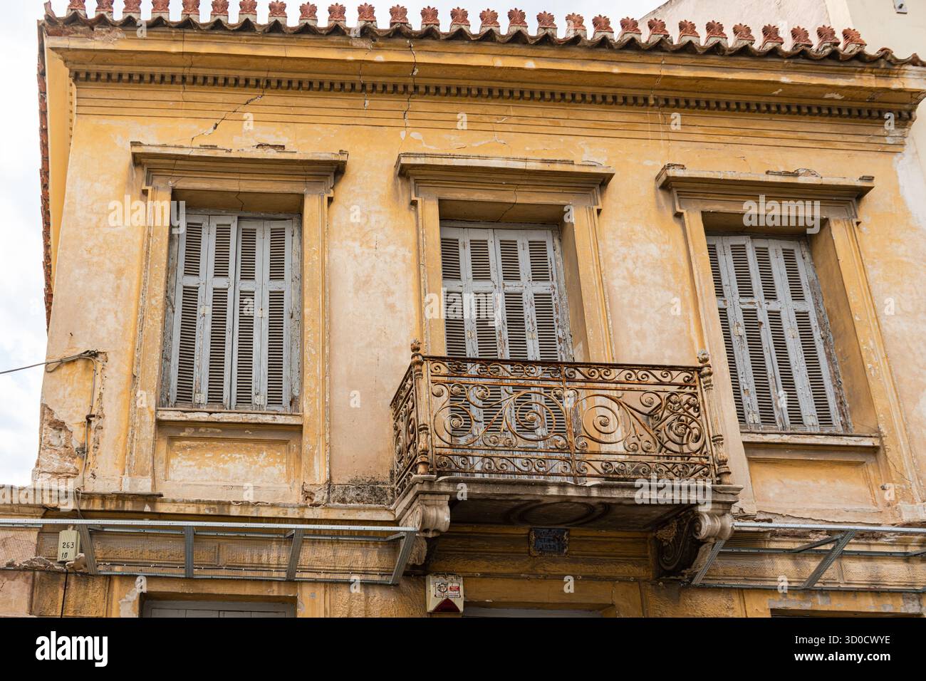 Wunderschöne Architektur des historischen Stadtzentrums von Athen Stockfoto