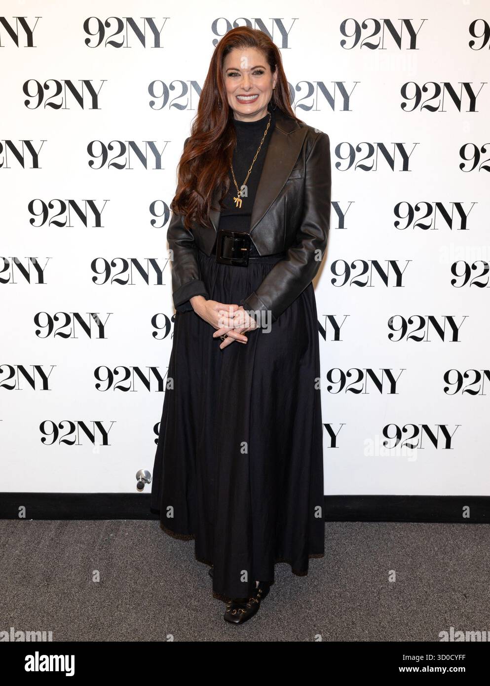 Debra Messing poses backstage before her conversation at The 92nd Street Y on Wednesday, Oct. 22, 2025, in New York. (Photo by CJ Rivera/Invision/AP) Stockfoto