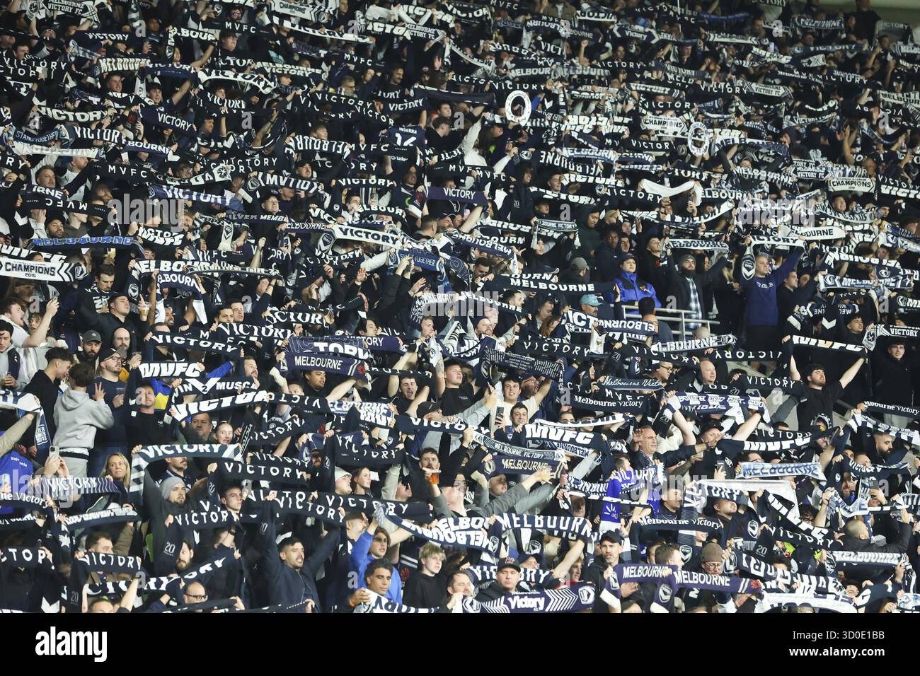 MELBOURNE, AUSTRALIEN – MAI 31: Melbourne Victory Fanatmosphäre vor dem A-League-Spiel der Männer zwischen Melbourne City und Melbourne Vic Stockfoto