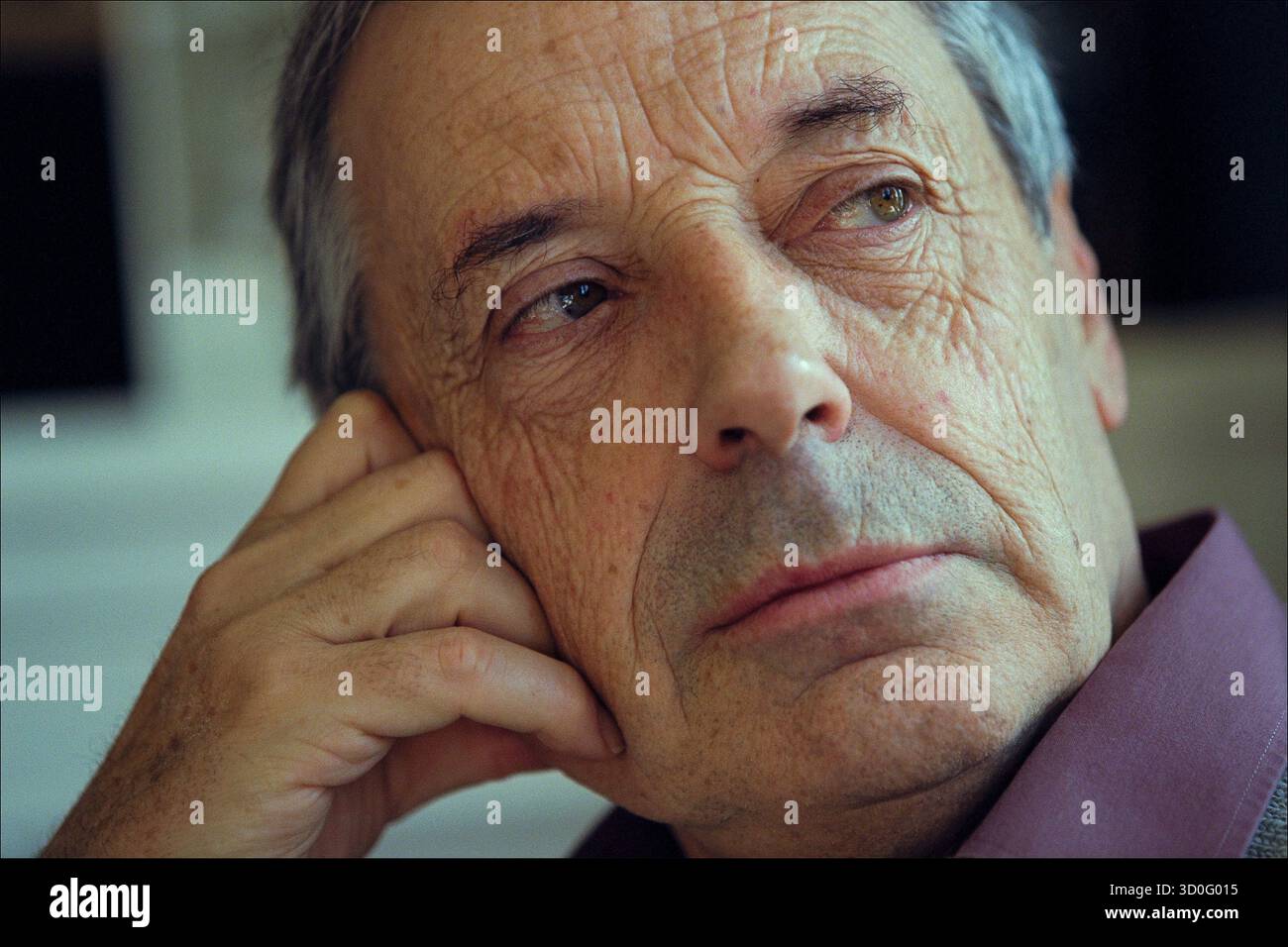 Professor Bernard Williams Moral Philosopher, Akademiker und Schriftsteller, fotografiert in seinem Haus in Oxford. Stockfoto