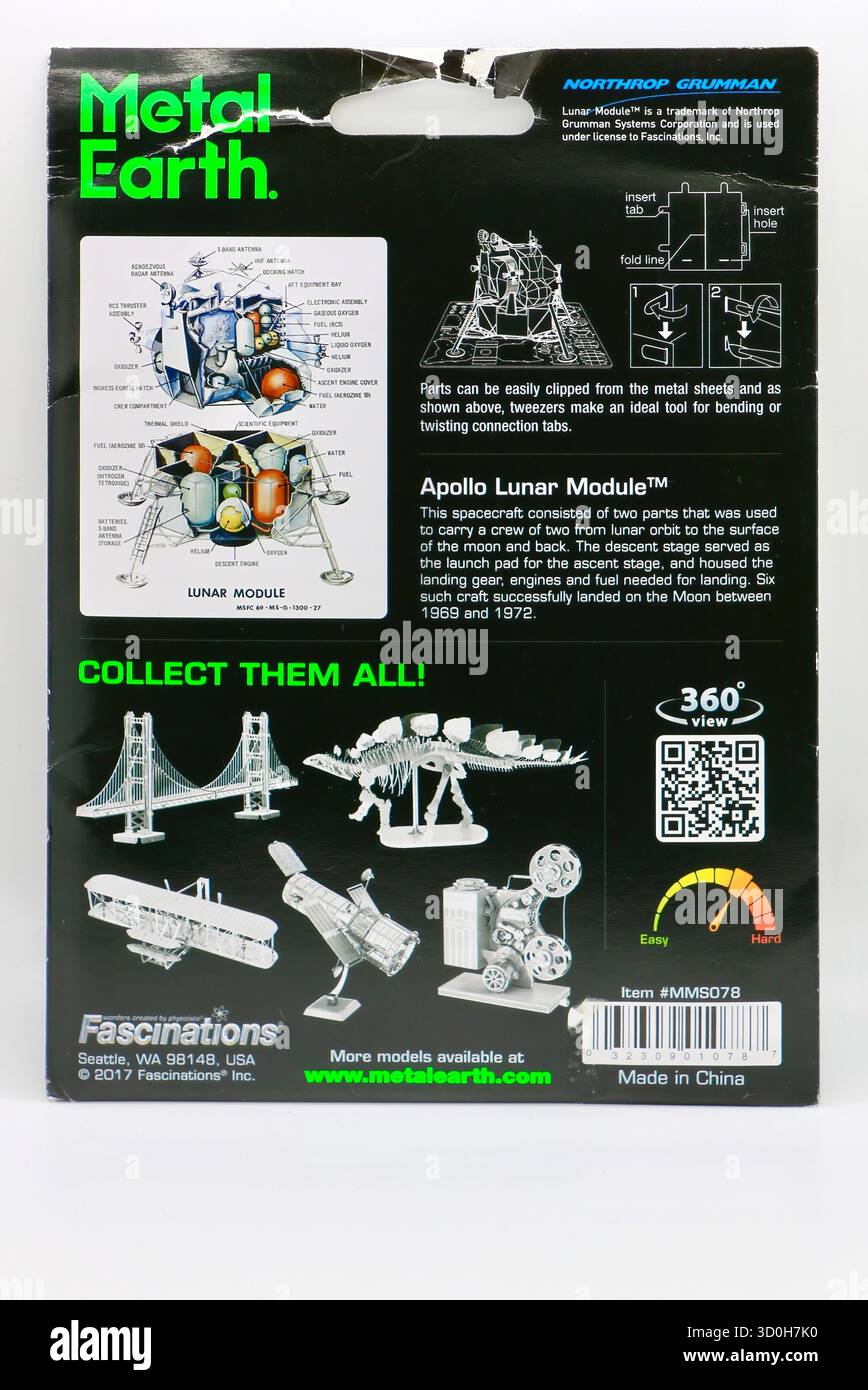Foto eines Modellbausatzes aus flachem Stahlblech einer NASA Northrop Grumman Systems Corporation Apollo Lunar Module von Fascinations Inc Metallerde Stockfoto Foto eines Modellbausatzes aus flachem Stahlblech einer NASA Northrop Grumman Systems Corporation Apollo Lunar Module von Fascinations Inc Metallerde Stockfoto