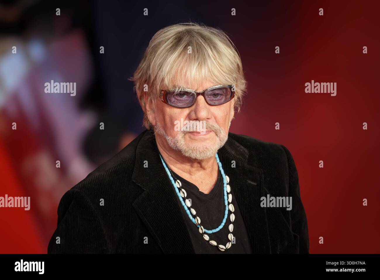 Rino Gaetano Sempre Più Blu Red Carpet - das 20. Filmfestival in Rom. Rom, Italien - 21. Oktober 2025: Tony Esposito besucht den roten Teppich Rino Gaetano Sempre Più Blu während des 20. Rom Film Festivals im Auditorium Parco Della Musica. Rom RM Italien Copyright: XGennaroxLeonardix Stockfoto