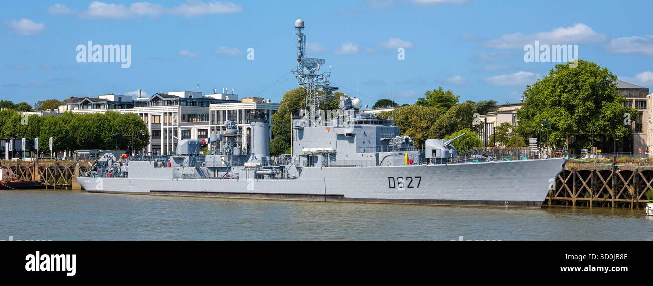 Nantes, Frankreich – 5. August 2025: Maille Breze, das einzige Kriegsschiff, das zum historischen Denkmal erklärt wurde, ist das wichtigste Flottenmuseum Frankreichs Stockfoto