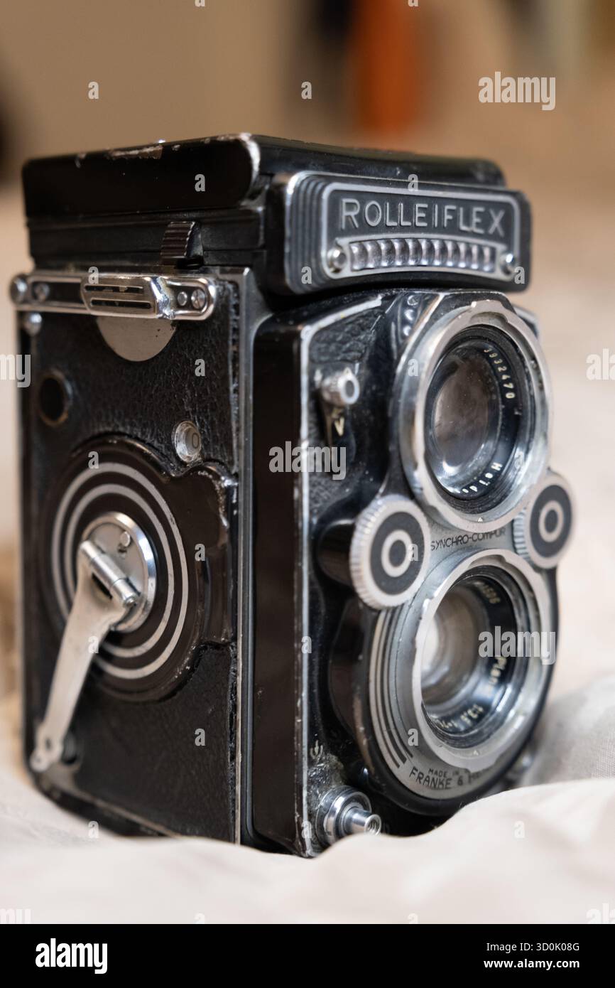 Seitenansicht des Rolleiflex 3.5F mit Zeiss Objektiv Stockfoto