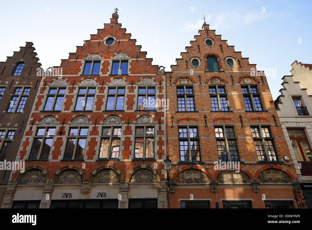 Historische Treppen in der Altstadt von Brügge, UNESCO-Weltkulturerbe, Flandern, Belgien Stockfoto