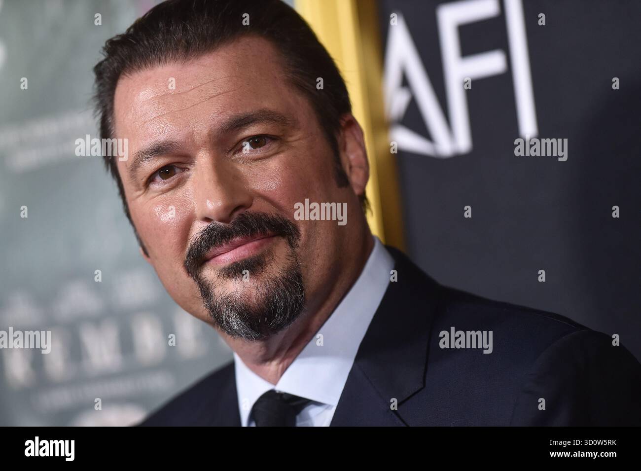 Hollywood, USA. Oktober 2025. James Vanderbilt kam am 24. Oktober 2025 zum AFI fest 2025 „Nürnberg“ Premiere Vorführung im TCL Chinese Theatre in Hollywood, CA. © Lisa OConnor/ Credit: AFF/Alamy Live News Stockfoto