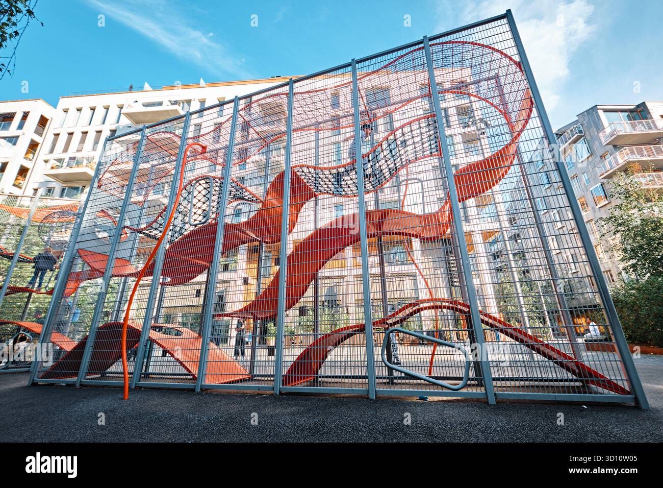 Oslo, Norwegen - 7. September 2025: Spielplatz Bjorvika im Zentrum von Oslo in der Nähe des Barcode-Gebiets Stockfoto