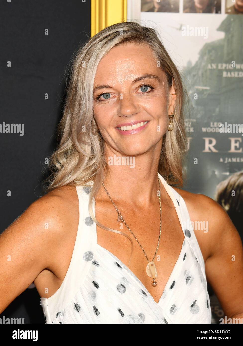 HOLLYWOOD, KALIFORNIEN - 24. OKTOBER: Cherilyn Hawrysh beim AFI FEST 2025 präsentiert von Canva „Nürnberg“ Screening in TCL Chinese 6 Theatres auf Octobe Stockfoto