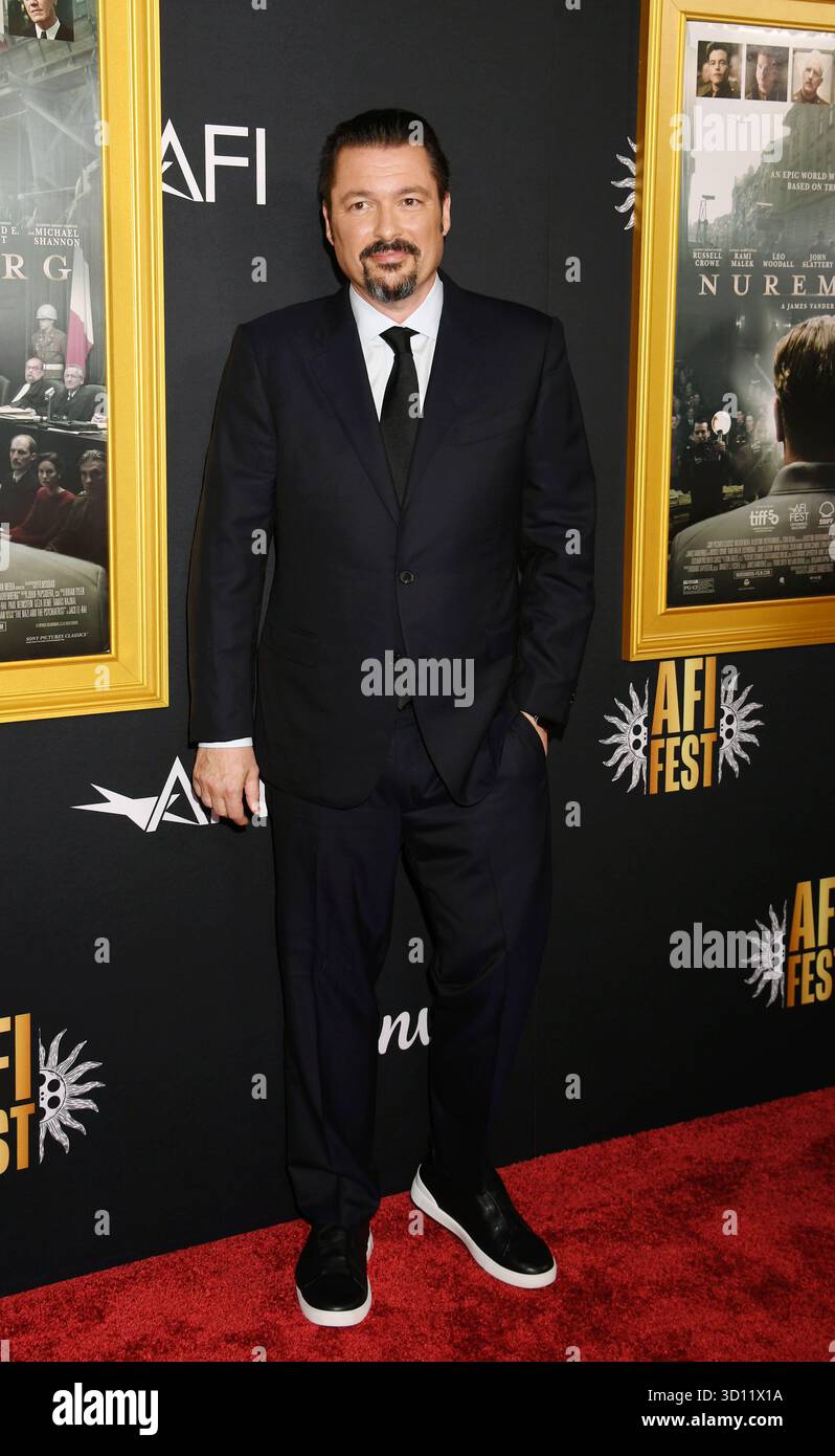 HOLLYWOOD, KALIFORNIEN - 24. OKTOBER: Autor/Regisseur James Vanderbilt beim AFI FEST 2025 präsentiert von Canva „Nürnberg“ Screening bei TCL Chinese 6 th Stockfoto
