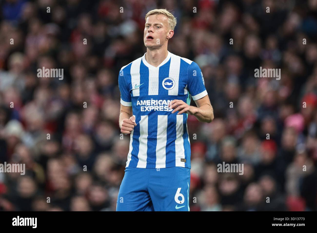 Manchester, Großbritannien. Oktober 2025. Jan Paul van Hecke von Brighton & Hove Albion während des Premier League Spiels Manchester United gegen Brighton und Hove Albion in Old Trafford, Manchester, Großbritannien, 25. Oktober 2025 (Foto: Mark Cosgrove/News Images) Credit: News Images LTD/Alamy Live News Stockfoto