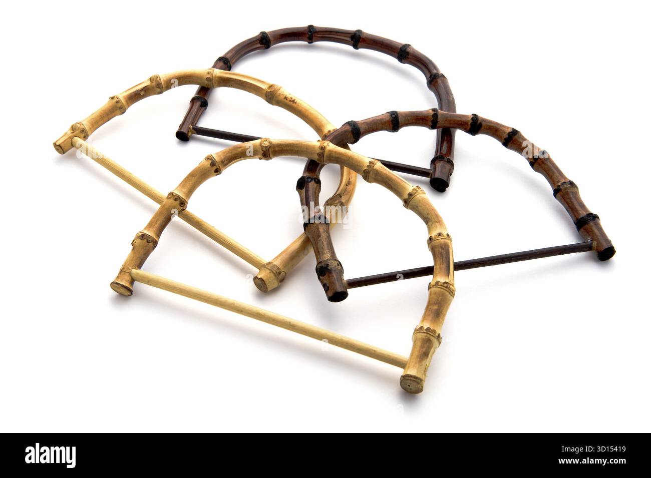 Objekt auf weiß – Bambusgriffe für Tasche Stockfoto