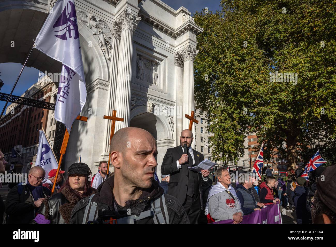 Nick Tenconi, Parteichef der UKIP, spricht am 25. Oktober 2025 bei einer Kundgebung in Marble Arch im Zentrum Londons. Stockfoto