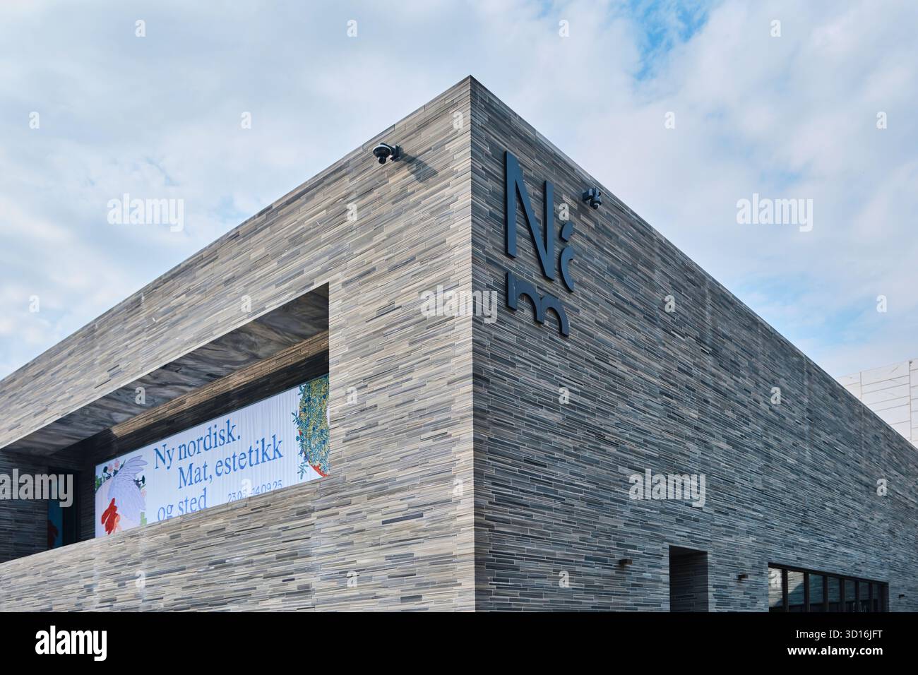 Oslo, Norwegen - 8. September 2025: Das Nasjonalmuseet National Museum of Oslo im Bezirk Aker Brygge beherbergt die öffentliche Kunstsammlung der Nationen Stockfoto