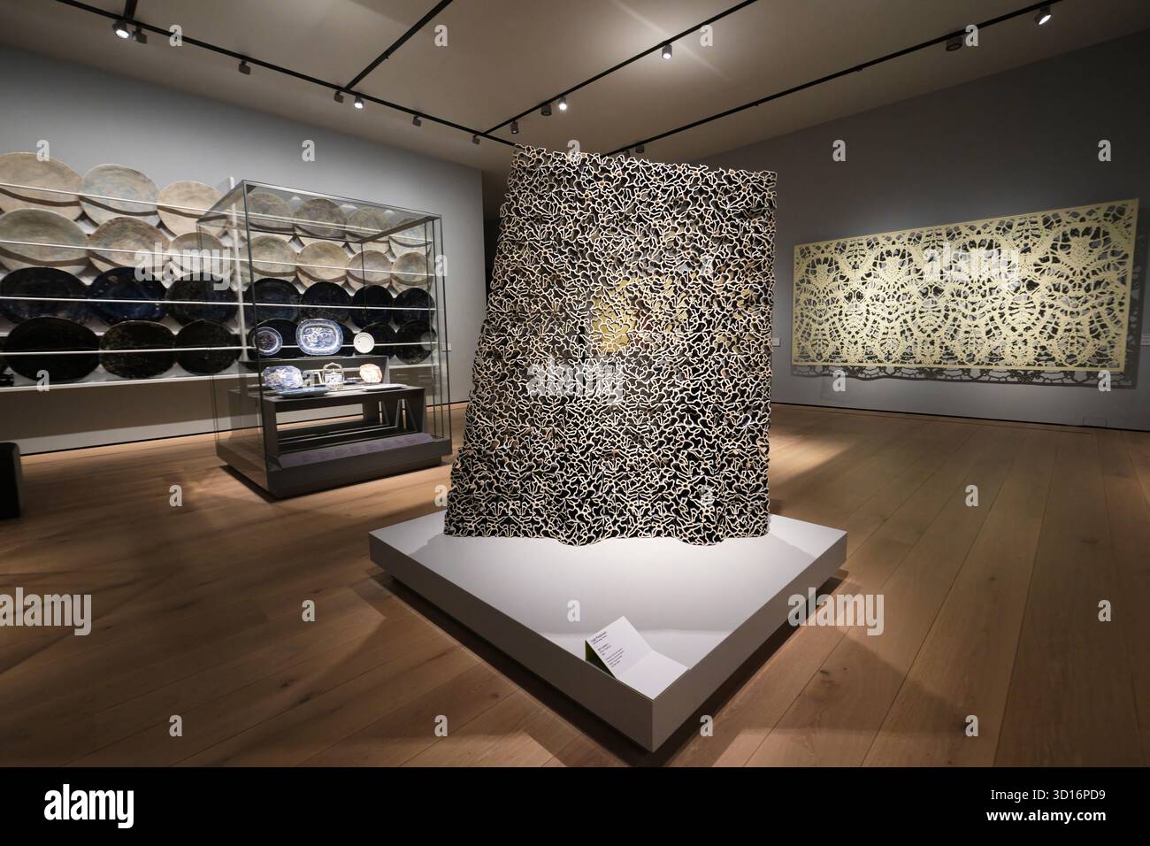 Oslo, Norwegen - 8. September 2025: Im Inneren des Nasjonalmuseet National Museum of Oslo im Bezirk Aker Brygge befindet sich die öffentliche Kunstsammlung der Nationen Stockfoto