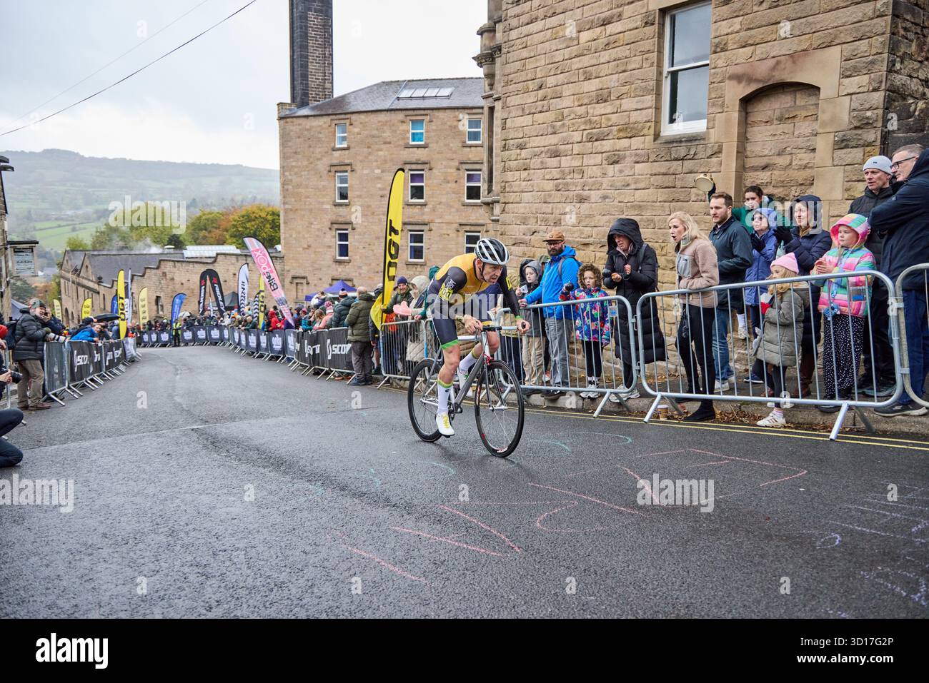 2025 RTTC National Hill Climb Championships Bank Road, Matlock Sunday 26 Oktober 2025 Ergebnisse: öffnen 1 Harry Macfarlane 02:14,7 Regel 28 Ausreißer 2 Kieran Wynne-Cattanach 02:19,8 Team Hebezeug Produkte 3 Andrew Feather 02:20,4 Huntbikewheels.com Frauen 1 Rachel Galler 02:59,8 FTP (Fulle the Potential) Rennteam 2 Illi Gardner 03 27,0:01,8 Cardiff Ajax CC 3 Madeleine Heywood 34,7 03:04,6 Elevate Rt Junior Open 1 Harry Hudson 02:20,8 Harrogate Nova Race Team 2:24,6 Stockfoto