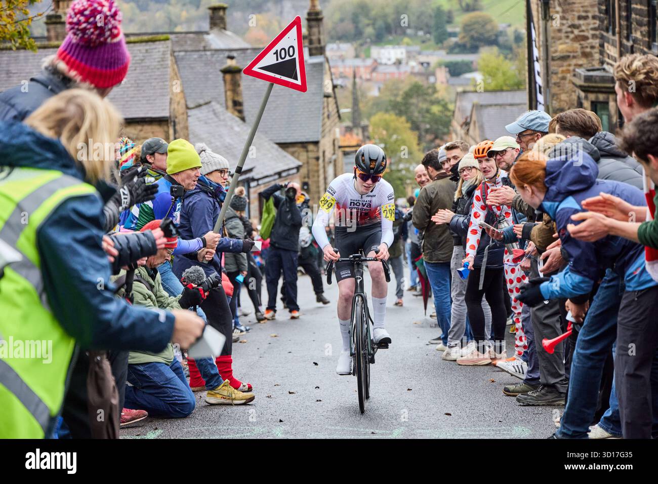 2025 RTTC National Hill Climb Championships Bank Road, Matlock Sunday 26 Oktober 2025 Ergebnisse: öffnen 1 Harry Macfarlane 02:14,7 Regel 28 Ausreißer 2 Kieran Wynne-Cattanach 02:19,8 Team Hebezeug Produkte 3 Andrew Feather 02:20,4 Huntbikewheels.com Frauen 1 Rachel Galler 02:59,8 FTP (Fulle the Potential) Rennteam 2 Illi Gardner 03 27,0:01,8 Cardiff Ajax CC 3 Madeleine Heywood 34,7 03:04,6 Elevate Rt Junior Open 1 Harry Hudson 02:20,8 Harrogate Nova Race Team 2:24,6 Stockfoto
