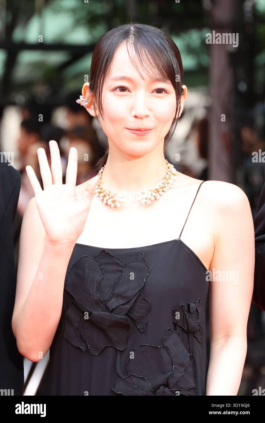 Tokio, Japan. Oktober 2025. Die japanische Schauspielerin Riho Yoshioka posiert für ihren Film „Double Happiness“ bei einem Fotobesuch zur Eröffnung des 38. Internationalen Filmfestivals Tokio am Montag, 27. Oktober 2025. Ein zehntägiges internationales Filmfestival begann. (Foto: Yoshio Tsunoda/AFLO) Stockfoto