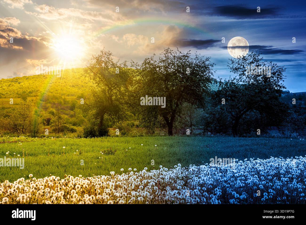 Ländliche Landschaft mit blühendem Löwenzahnfeld an Frühlings-Tagundnachtgleiche. Tag- und Nachtzeitwechsel. Ackerland mit Berg unter der Sonne und Stockfoto