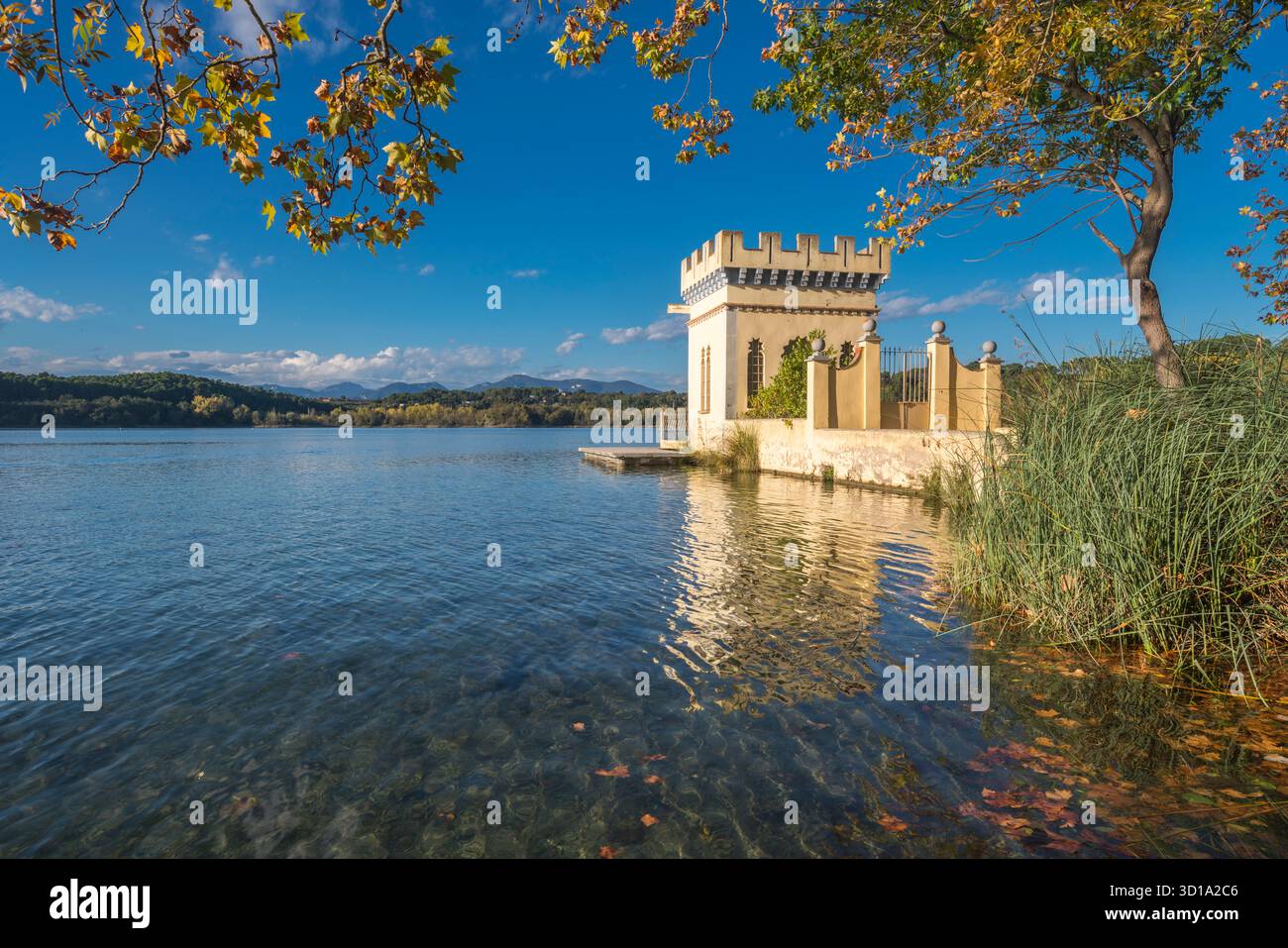 PESQUERA LA CARPA D’OR BOOTSHAUS SEE VON BANYOLES PLA DE L’ESTANY PROVINZ GIRONA KATALONIEN SPANIEN Stockfoto