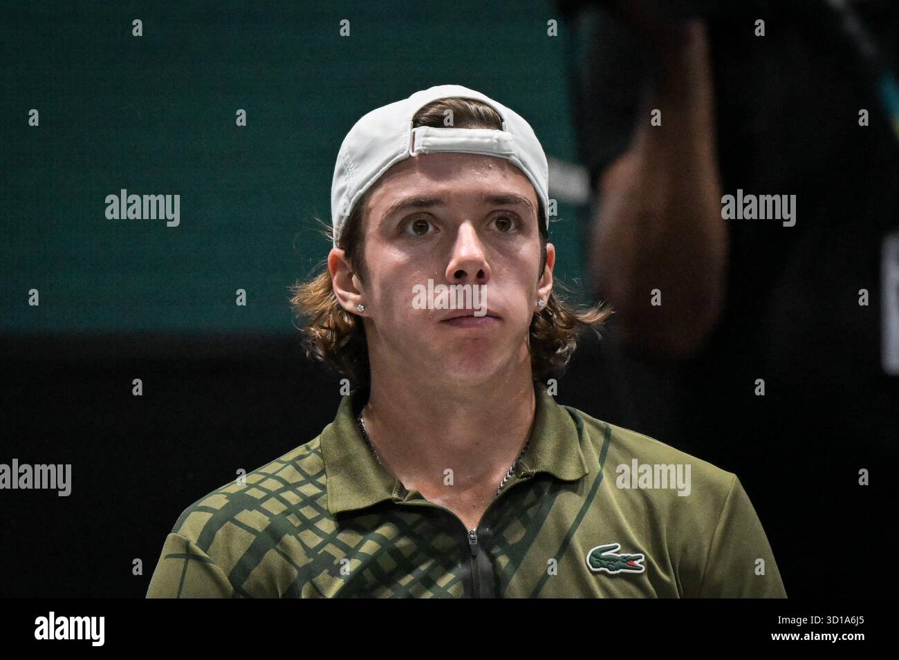 Paris, Frankreich. Oktober 2025. Arthur Cazaux tritt am 27. Oktober 2025 beim Rolex Paris Masters 2025 Turnier in der Paris La Defense Arena in Paris an. Foto: Firas Abdullah/ABACAPRESS.COM Credit: Abaca Press/Alamy Live News Stockfoto