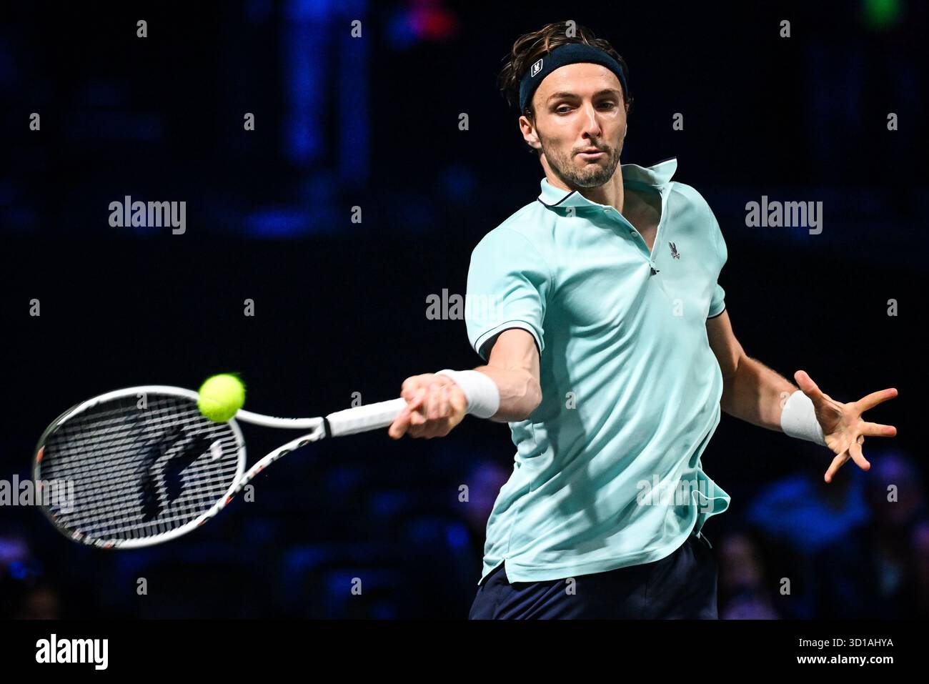 Arthur RINDERKNECH von Frankreich während des ersten Tages des Rolex Paris Masters 2025, ATP Masters 1000 Tennis Turniers am 27. Oktober 2025 in der La Defense Arena in Nanterre bei Paris, Frankreich - Foto Matthieu Mirville / DPPI Stockfoto