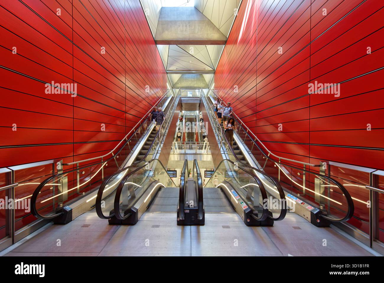 Kopenhagen, Daenemark, DK - U-Bahn-Station Norrebro 07.09.2025, Kopenhagen, Daenemark, DK - U-Bahn-Station Norrebro. Die Linien verkehren fahrerlos und vollautomatisch. Die Metro wird von der Firma Metro Service A/S betrieben, die sowohl für die Gleisanlagen als auch für den Fahrbetrieb zustaendig ist. Eigentuemer sind die italienischen Unternehmen AnsaldoBreda seit 2015 Teil von Hitachi Rail sowie das Mailaender Verkehrsunternehmen Azienda Trasporti Milanesi ATM. MODELLFREIGABE: NEIN, EIGENSCHAFTSFREIGABE: NEIN, c Stefan Trappe, http://www.trappe-foto.de, stefantrappe-foto.de - bei Verwendung des Fotos Stockfoto