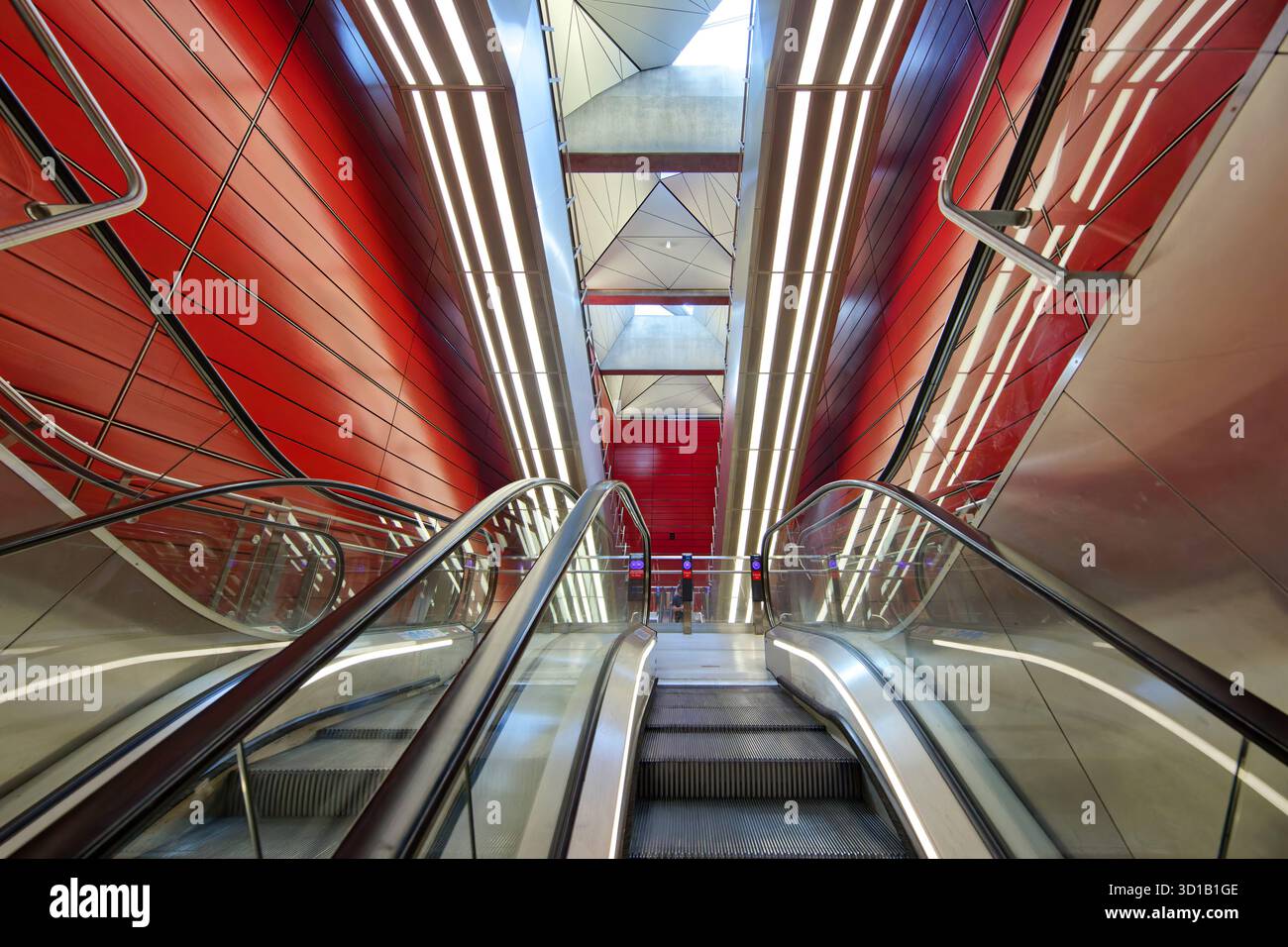 Kopenhagen, Daenemark, DK - U-Bahn-Station Norrebro 07.09.2025, Kopenhagen, Daenemark, DK - U-Bahn-Station Norrebro. Die Linien verkehren fahrerlos und vollautomatisch. Die Metro wird von der Firma Metro Service A/S betrieben, die sowohl für die Gleisanlagen als auch für den Fahrbetrieb zustaendig ist. Eigentuemer sind die italienischen Unternehmen AnsaldoBreda seit 2015 Teil von Hitachi Rail sowie das Mailaender Verkehrsunternehmen Azienda Trasporti Milanesi ATM. MODELLFREIGABE: NEIN, EIGENSCHAFTSFREIGABE: NEIN, c Stefan Trappe, http://www.trappe-foto.de, stefantrappe-foto.de - bei Verwendung des Fotos Stockfoto