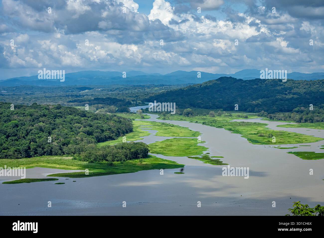 Aussichtsplattform an den Panamakanalschleusen Stockfoto