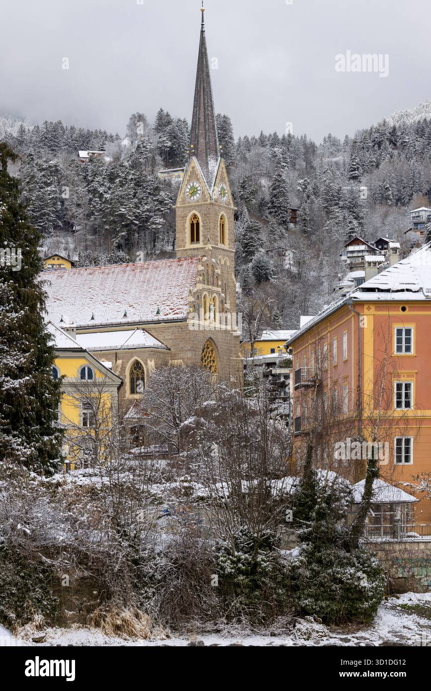 Innsbruck, Österreich - 26. Februar 2023: Gotische Nikolauskirche Stockfoto