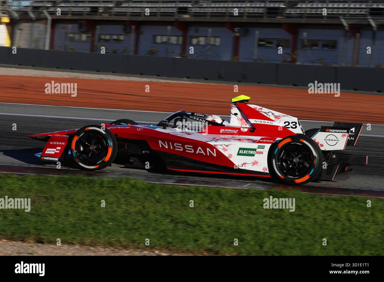Cheste, Spanien. Oktober 2025. Norman NATO fährt seinen Nussan. FIA Formel E Vorsaisontests 2026. Sitzung 1 - Circuito Ricardo Tormo, Cheste, Comunitat Valenciana, Spanien (Credits Credit: Unicode Images/Alamy Live News Stockfoto