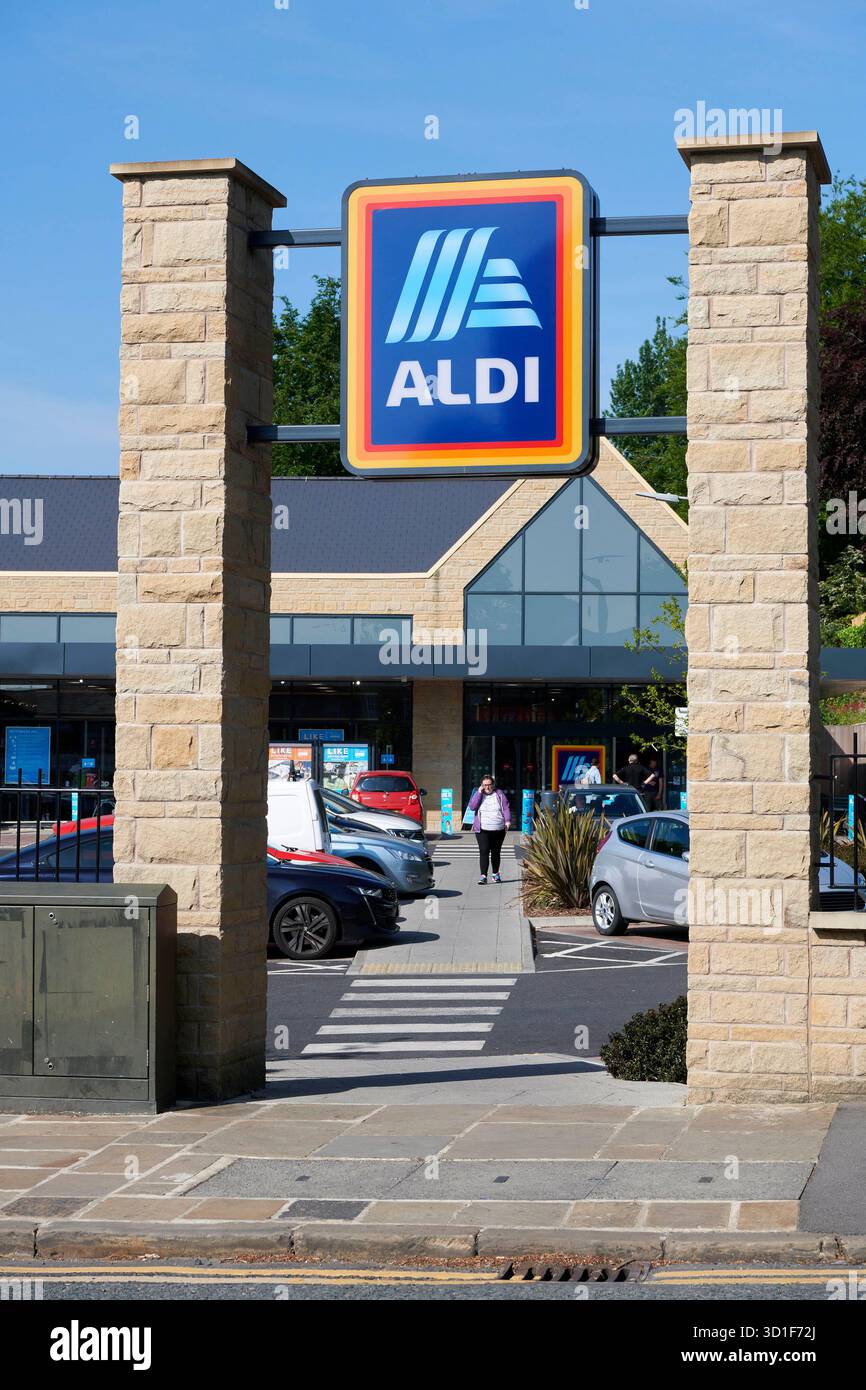 Aldi Local Supermarket in Chapel Allerton, North Leeds Vororte, West Yorkshire, Nordengland, Großbritannien Stockfoto