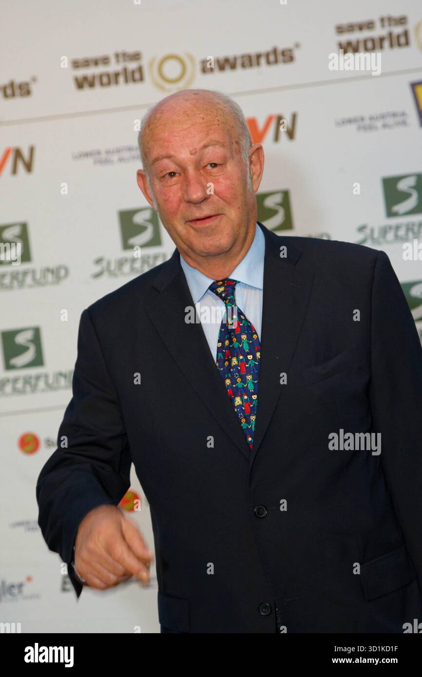 Helmut KUTIN (SOS Children's Villages International), Roter (grüner) Teppich, Save the World Awards im Kernkraftwerk Zwentendorf am 24. Juli 2009 in Zwentendorf, Österreich. - 20251028 PD11371 Credit: APA-PictureDesk/Alamy Live News Stockfoto
